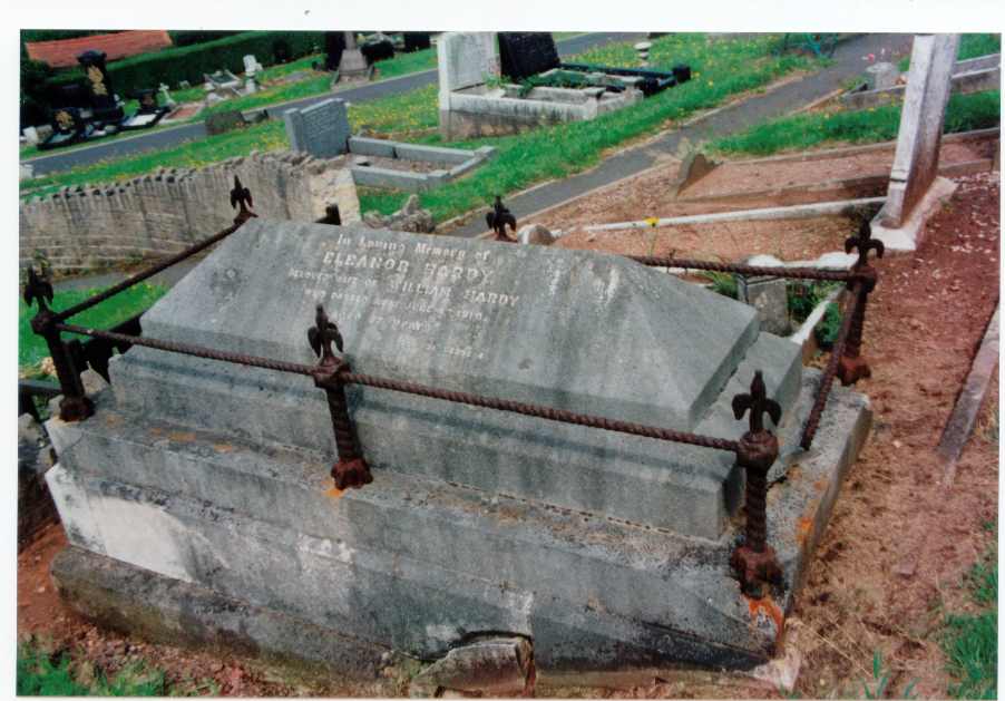 Grave of Eleanor hardy